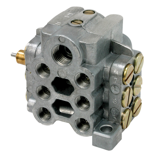 U BLOCK DIVIDIER VALVE 4 OUTLET C/W PIN